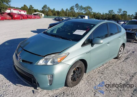 2015 Toyota Prius Two z USA, uszkodzony, nr VIN JTDKN3DU3F1963972